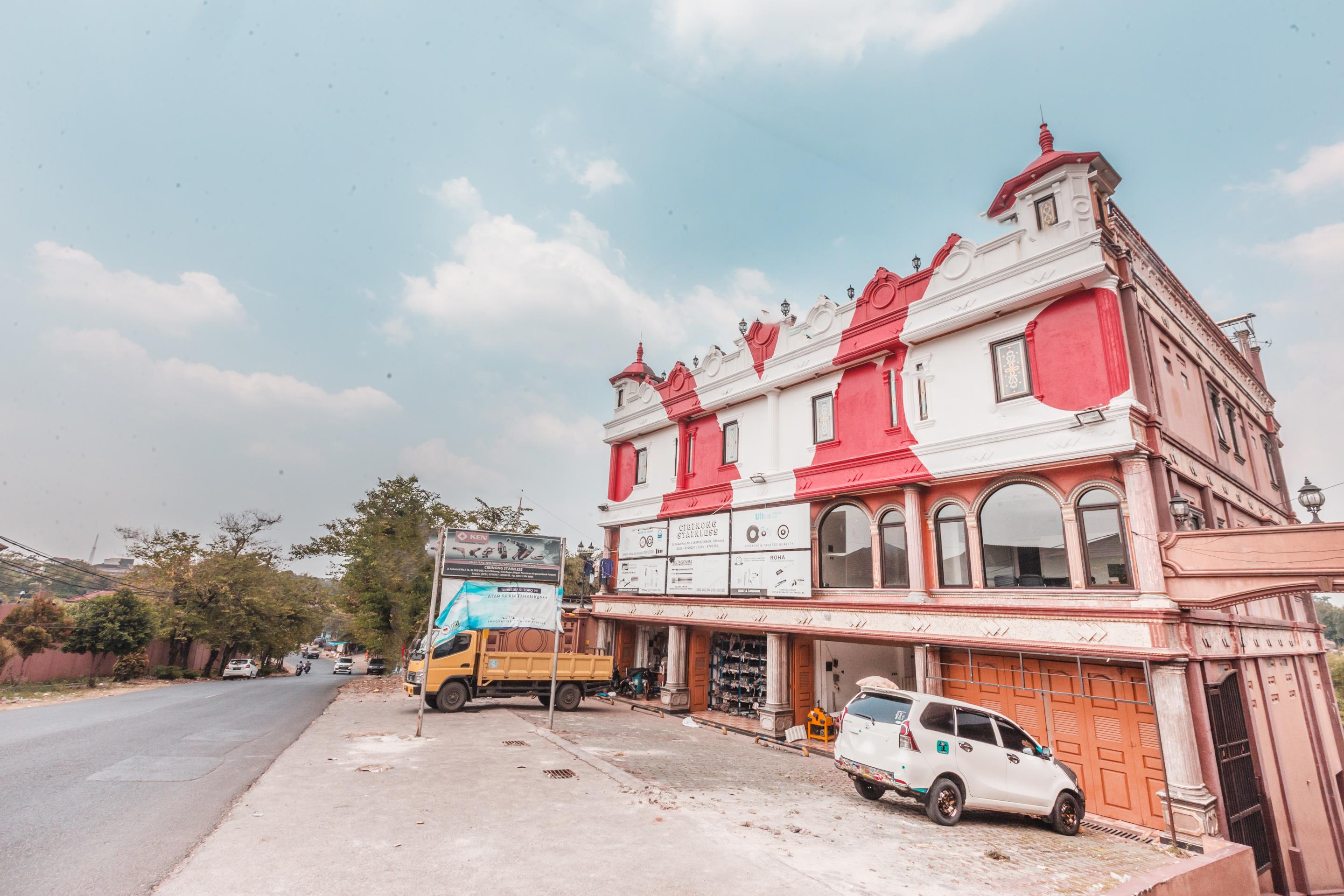 Super Oyo 1640 Fallinda Hotel Bogor Exteriér fotografie